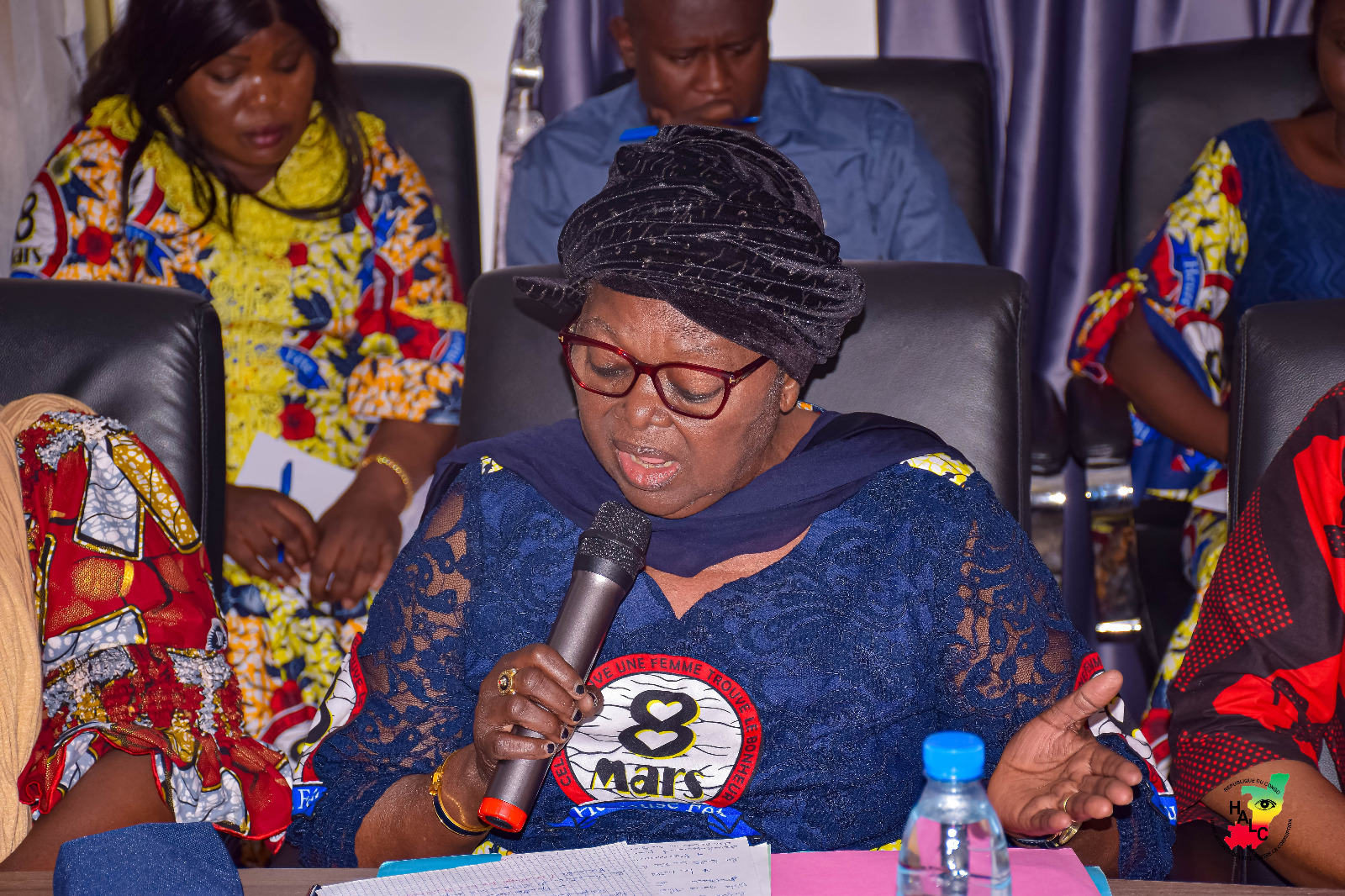 Une interpellation sur les comportements déviants