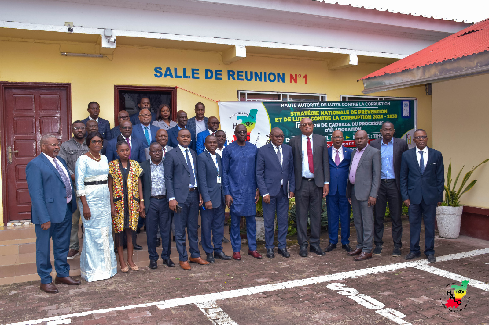 Cette réunion tripartite PNUD, INS et HALC a abouti aux conclusions suivantes : 