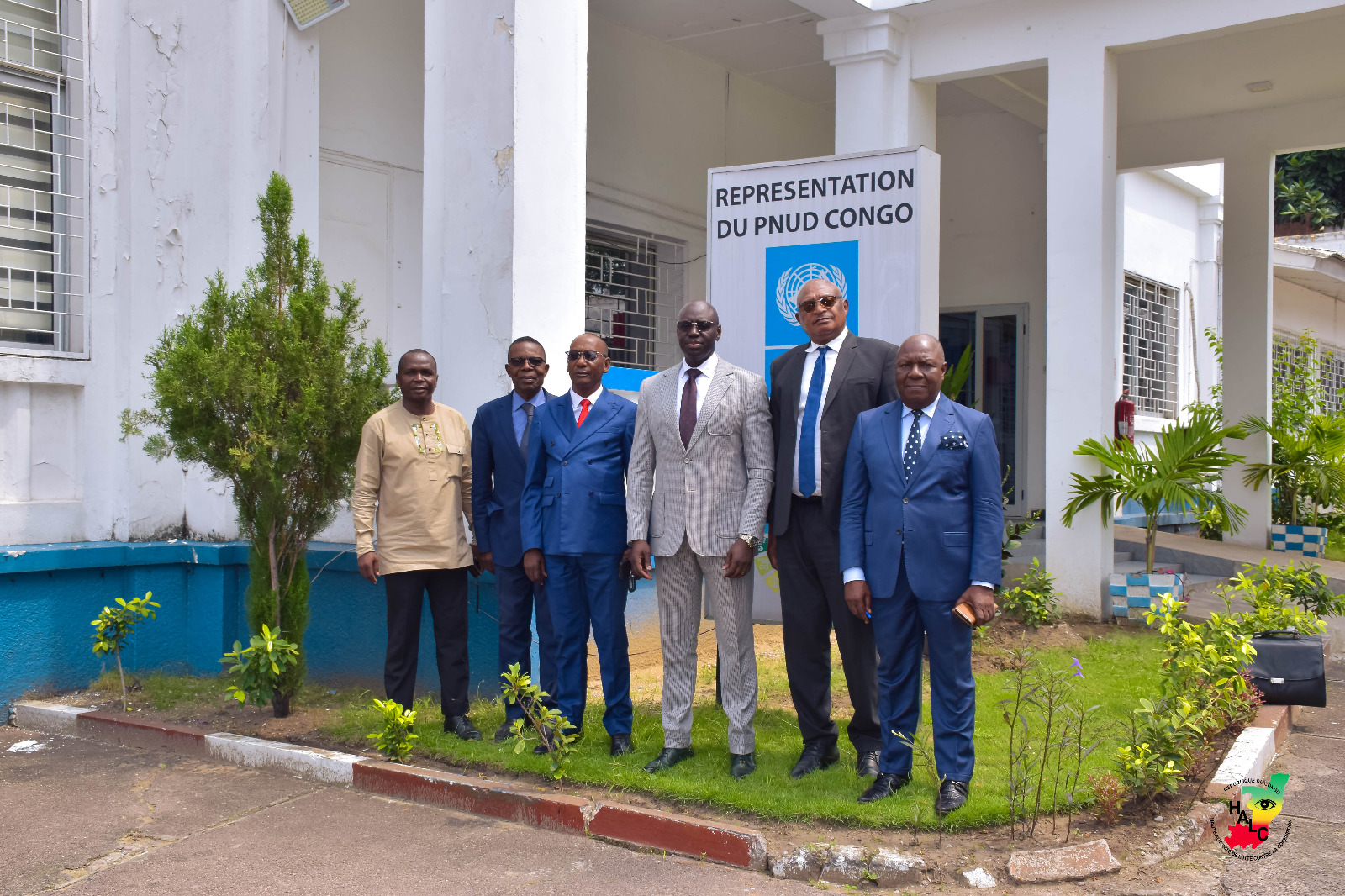 PHOTO SUR LA REUNION DE CADRAGE DU PROCESSUS D’ELABORATION DE LA STRATEGIE NATIONALE DE PREVENTION ET DE LUTTE CONTRE LA CORRUPTION